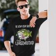 Largemouth Hunter 面白いビッグバス釣りユーモア 長袖Tシャツ 彼への贈り物
