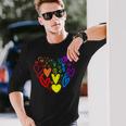 Lgbtq レインボーフラッグハート Lgbtqia バレンタインデー プライドムーン 長袖Tシャツ 彼への贈り物