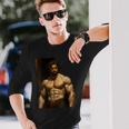 Muscle Man Bodybuilder Gay Daddy Classic Oil Paintingtyle 長袖Tシャツ 彼への贈り物