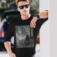 パラダイス・ロスト「ハイ・オン・ア・スローン」ギュスターヴ・ドレ・アート 長袖Tシャツ 彼への贈り物