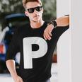 文字p 大文字 アルファベット モノグラム イニシャル 長袖Tシャツ 彼への贈り物