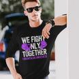 線維筋痛症啓発 パープルリボン We Fightonly Together 長袖Tシャツ 彼への贈り物