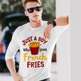 Just A Boy Who Loves French Fries フライドポテト じゃがいも ヴィーガン 長袖Tシャツ 彼への贈り物