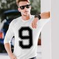 【バックプリント・背中側】9 数字 背番号 ユニフォーム ナンバー【ブラック／黒 の文字】スポーツ 練習着 部活 長袖Tシャツ 彼への贈り物