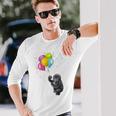 可愛い赤ちゃんのゴリラシルバーバックグラフィックバルーンアートワーク。 長袖Tシャツ 彼への贈り物