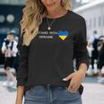 Corazón Azul Amarillo Ucraniano Conoporte De Eslogan Con Ucrania Camiseta de manga larga Regalos para ella
