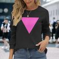 Gay Pride Upside Down Pink Triangle 長袖Tシャツ 彼女への贈り物