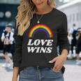 Lgbt フラッグ プライド ポケット レインボー Love Wins パーティー レインボー 長袖Tシャツ 彼女への贈り物