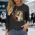 TitaniCムービーにインスパイアされた面白い猫好きのミーム。 長袖Tシャツ 彼女への贈り物