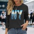 ニューヨーク市のデザインnyc自由の女神アーバン 長袖Tシャツ 彼女への贈り物