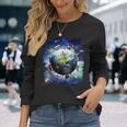 宇宙地球動物グループシーン 長袖Tシャツ 彼女への贈り物