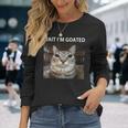 待ってよヤギの愚かな猫のミーム 長袖Tシャツ 彼女への贈り物