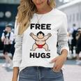 Free Hugs おもしろ相撲力士 相撲ハグ カワイイ相撲ハグ 長袖Tシャツ 彼女への贈り物