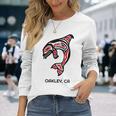 オークリー、カリフォルニア オルカキラー クジラ ネイティブアメリカン ギフト 長袖Tシャツ 彼女への贈り物