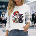 スケルトン ハグ 猫 シュガー スカル Día Los Muertos ハロウィン 長袖Tシャツ 彼女への贈り物