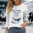 スローサンデーブッククラブ 本好きの猫 長袖Tシャツ 彼女への贈り物