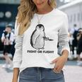 ファイト・オア・フライト・ファニー・ペンギン・パンク 長袖Tシャツ 彼女への贈り物