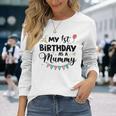 ママとしての私の1歳の誕生日パーティーイヤーを祝うママ 長袖Tシャツ 彼女への贈り物