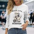 猫 ネコ 白猫 イラスト 原付 スクーター バイク 猫好き バイク好き かわいい おもしろ レトロ Neko Life 長袖tシャツ 長袖Tシャツ 彼女への贈り物