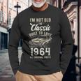 61歳の誕生日 1964年生まれのクラシックカー 長袖Tシャツ 高齢者への贈り物