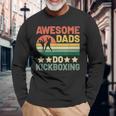 Awesome Dads Do キックボクシング キックボックス キックボクサー 長袖Tシャツ 高齢者への贈り物