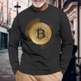Bitcoin To The Moon And Back、ビットコイン暗号通貨グラフィック 長袖Tシャツ 高齢者への贈り物