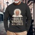 Build Bridges Not Walls 教皇フランシスコ ヴィンテージtシャツ 長袖Tシャツ 高齢者への贈り物