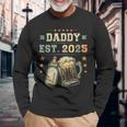 Daddy Est 2025 年のパパ 初めての父の日 新しい父親 若い父親 長袖Tシャツ 高齢者への贈り物