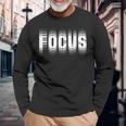 Focus クール トリッピー オプティカル イリュージョン 長袖Tシャツ 高齢者への贈り物