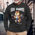 Go Hard Or Go Home 柴犬 犬 ウエイトリフティング フィットネス ジム 長袖Tシャツ 高齢者への贈り物