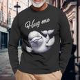 Hug Me ベルーガ アートデザイン 可愛い おしゃれ 動物 シロイルカ シロクジラ 長袖Tシャツ 高齢者への贈り物