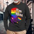 I'm Hers &He's Mine 虹のハート Lgbtq プライド デザイン 長袖Tシャツ 高齢者への贈り物
