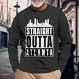 Straight Outta Atlanta 都市のシルエット 長袖Tシャツ 高齢者への贈り物
