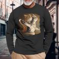 TitaniCムービーにインスパイアされた面白い猫好きのミーム。 長袖Tシャツ 高齢者への贈り物