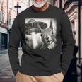 Ufoとリス自撮り面白いリス愛好家 長袖Tシャツ 高齢者への贈り物