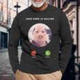 ジョン・ポークがファニー・アンサー・コール・フォンに電話をかけている 長袖Tシャツ 高齢者への贈り物