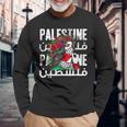 パレスチナのバンダナを持つパレスチナの少女 パレスチナ人 長袖Tシャツ 高齢者への贈り物