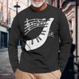 ピアノの鍵盤・音符・楽器ピアノ 長袖Tシャツ 高齢者への贈り物