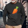 ポケットに入ったニンジン野菜、胸に面白いフルーツニンジン。 長袖Tシャツ 高齢者への贈り物