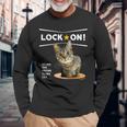 ロックオンなねこ 狙う猫 Cat 長袖Tシャツ 高齢者への贈り物