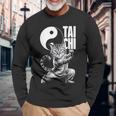 太極拳武術の陰陽を演じるかわいい猫 長袖Tシャツ 高齢者への贈り物