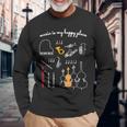 楽器 音楽 ピアノ 管楽器 木管楽器 弦楽器 音符 Music Is My Happy Place 長袖Tシャツ 高齢者への贈り物