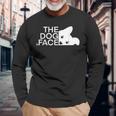 犬の顔のデザイン The Dog Face 長袖Tシャツ 高齢者への贈り物