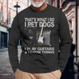 犬好き ギター ミュージシャン ペット 犬 演奏 ギター 面白い 長袖Tシャツ 高齢者への贈り物