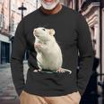 白いネズミが好きな人のための面白い見た目の白いネズミ 長袖Tシャツ 高齢者への贈り物