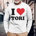 I Heart Tori ファーストネーム I Love パーソナライズ 長袖Tシャツ 高齢者への贈り物