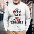 Keep Calm And Kill Zombies Carry Bloodplatter On 長袖Tシャツ 高齢者への贈り物