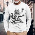かわいい猫 太極拳 武道 陰陽 長袖Tシャツ 高齢者への贈り物