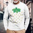 かわいい赤いイチゴ、イチゴ、フルーツ愛好家アートバック。 長袖Tシャツ 高齢者への贈り物