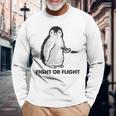 ファイト・オア・フライト・ファニー・ペンギン・パンク 長袖Tシャツ 高齢者への贈り物